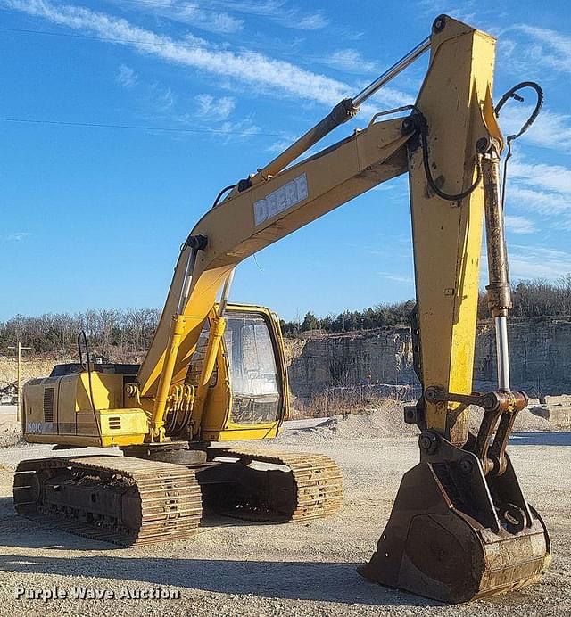 Image of John Deere 160LC equipment image 2