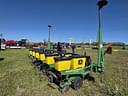 2000 John Deere 1700 Image