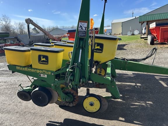 Image of John Deere 1750 equipment image 1