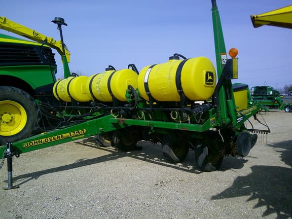 Image of John Deere 1750 Primary image