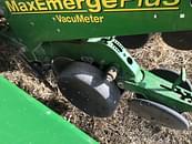 Thumbnail image John Deere 1760 10