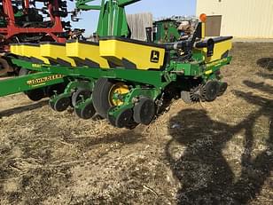 Main image John Deere 1760 21