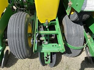 Main image John Deere 1760 9