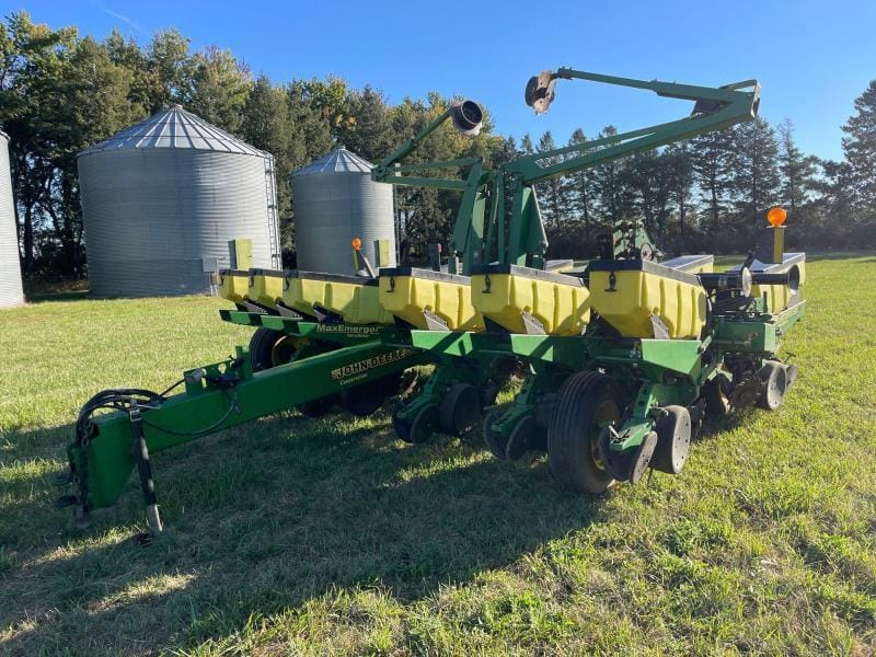 Main image John Deere 1760