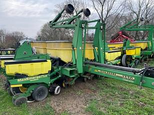 Main image John Deere 1770 1