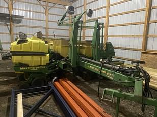 Main image John Deere 1770 5