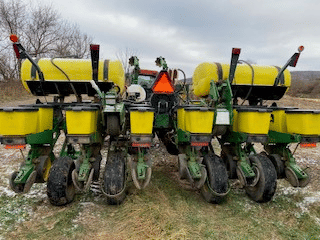 Main image John Deere 1770