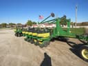 2000 John Deere 1770 Image