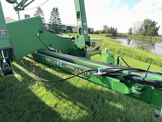 Image of John Deere 1770 equipment image 2