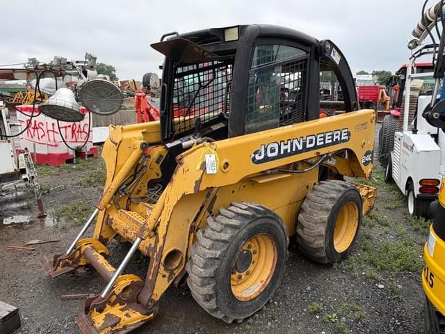 Image of John Deere 240 equipment image 1