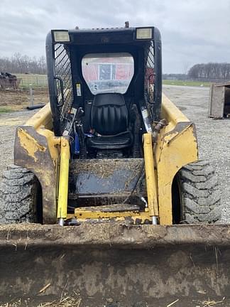 Image of John Deere 250 equipment image 2