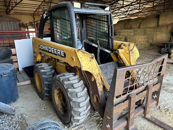 Image of John Deere 250 equipment image 1