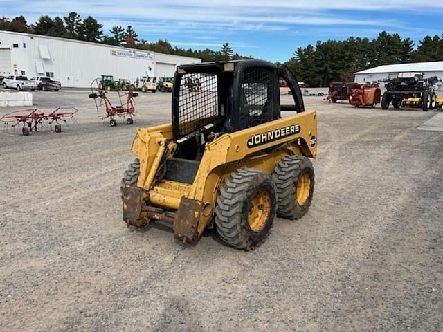 Image of John Deere 250 equipment image 3