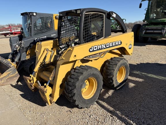 Image of John Deere 260 equipment image 1