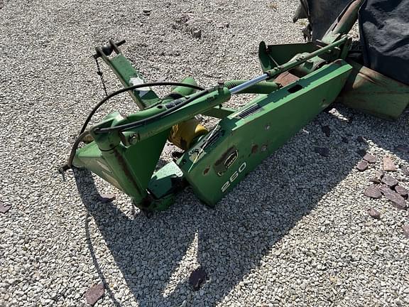 Image of John Deere 260 equipment image 3