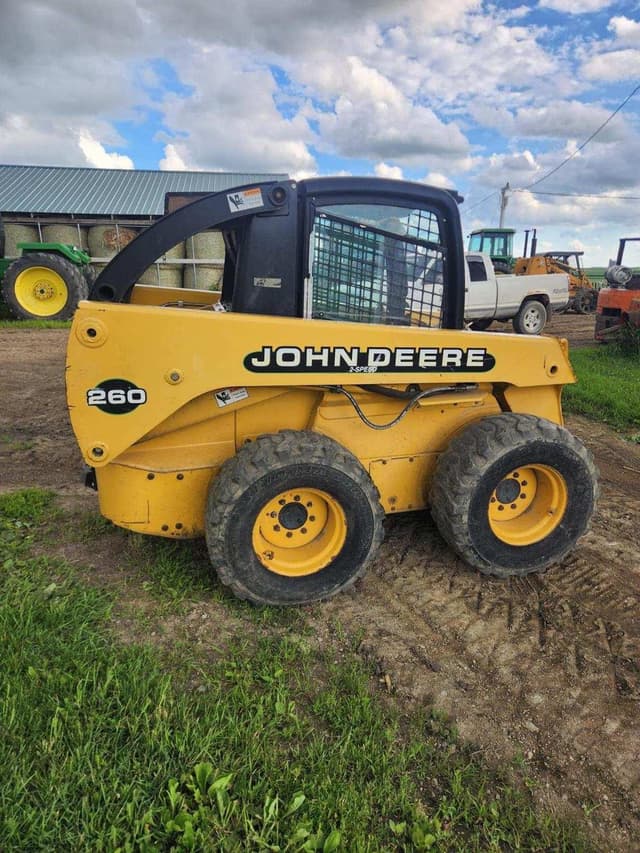 Image of John Deere 260 equipment image 3