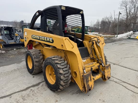 Image of John Deere 270 equipment image 1