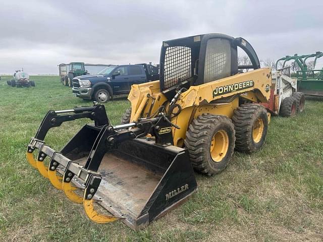 Image of John Deere 270 equipment image 1