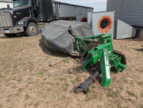 Image of John Deere 275 Primary image