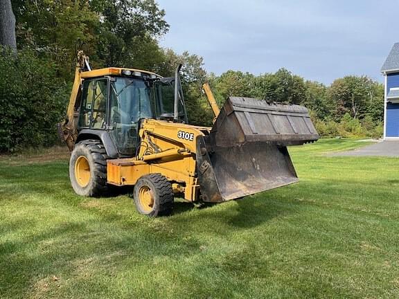 Image of John Deere 310E equipment image 2