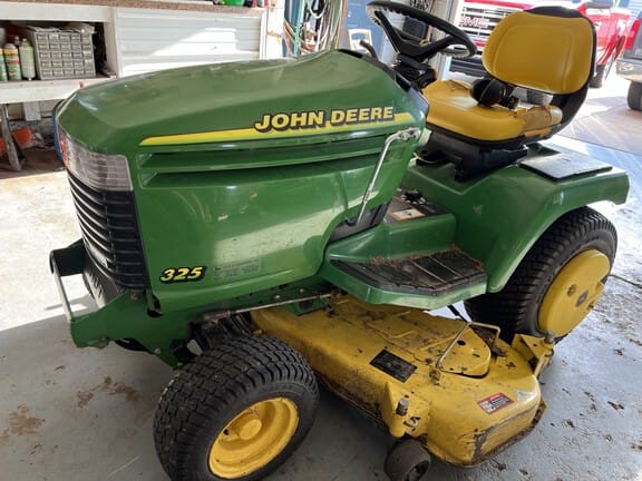 Main image John Deere 325