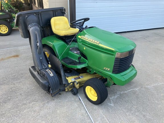 Main image John Deere 335