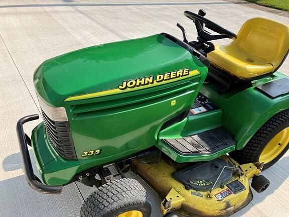 Image of John Deere 335 equipment image 3