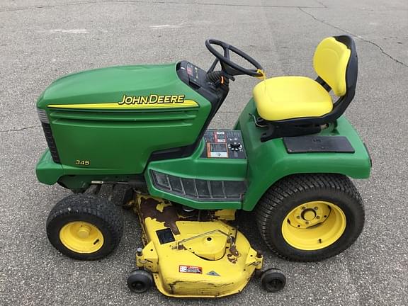 Image of John Deere 345 equipment image 2