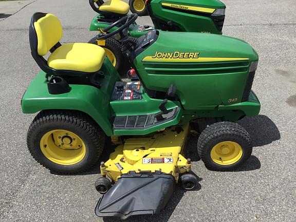 Image of John Deere 345 equipment image 3