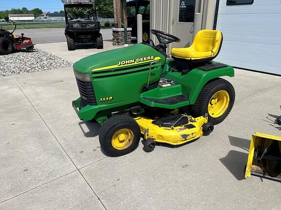 Image of John Deere 355D equipment image 1