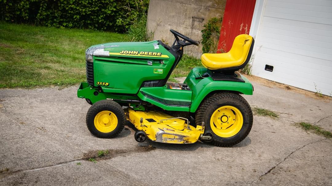 Image of John Deere 355D Primary image