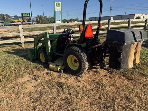 2000 John Deere 4100 Equipment Image0