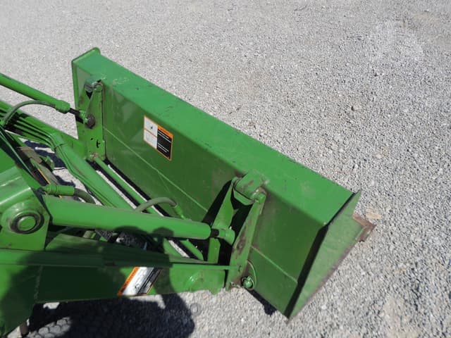 Image of John Deere 4100 equipment image 4