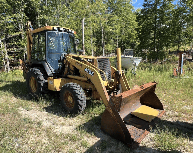 Image of John Deere 410E Turbo equipment image 4