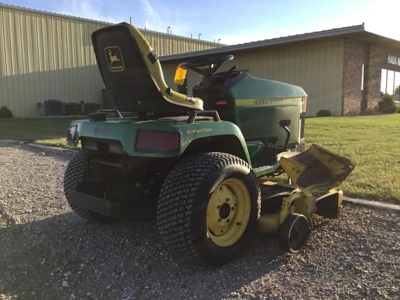 Image of John Deere 425 equipment image 3