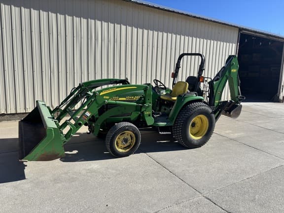 Image of John Deere 4300 equipment image 1
