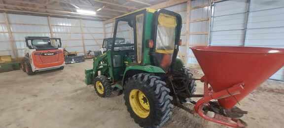 Image of John Deere 4300 equipment image 1