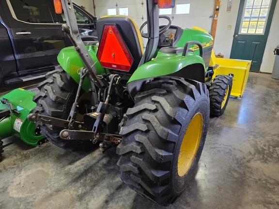 Image of John Deere 4300 equipment image 3