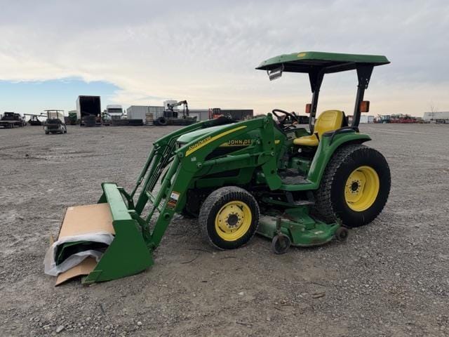 2000 John Deere 4300 Equipment Image0