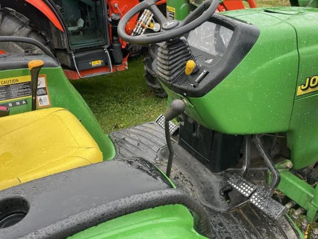 Image of John Deere 4300 equipment image 4