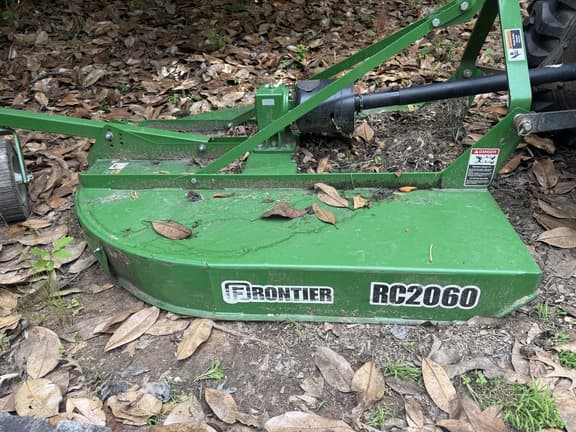 Image of John Deere 4300 equipment image 4