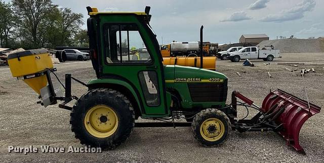 Image of John Deere 4300 equipment image 3