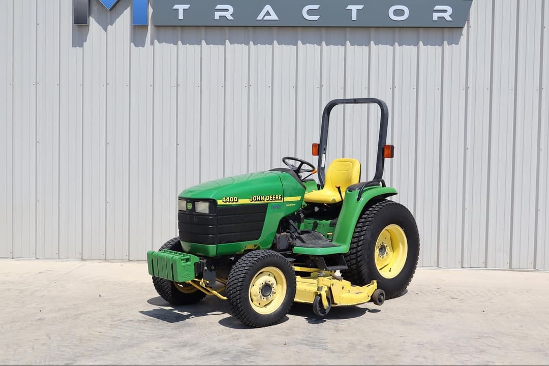 Image of John Deere 4400 Primary image