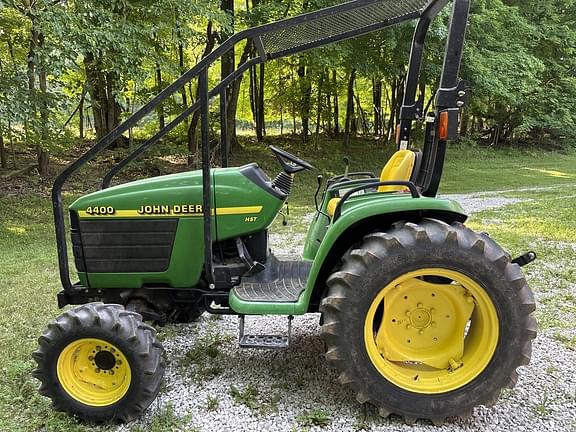 Image of John Deere 4400 equipment image 3