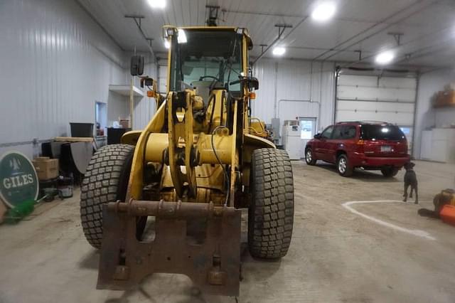 Image of John Deere 444H equipment image 2