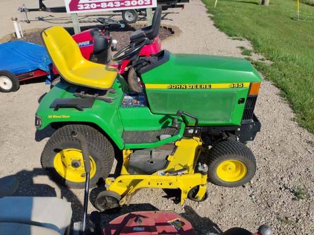 Image of John Deere 445 equipment image 3
