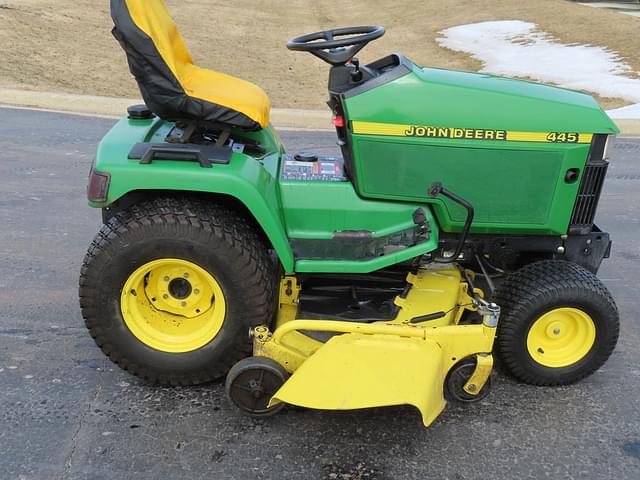 Image of John Deere 445 equipment image 4