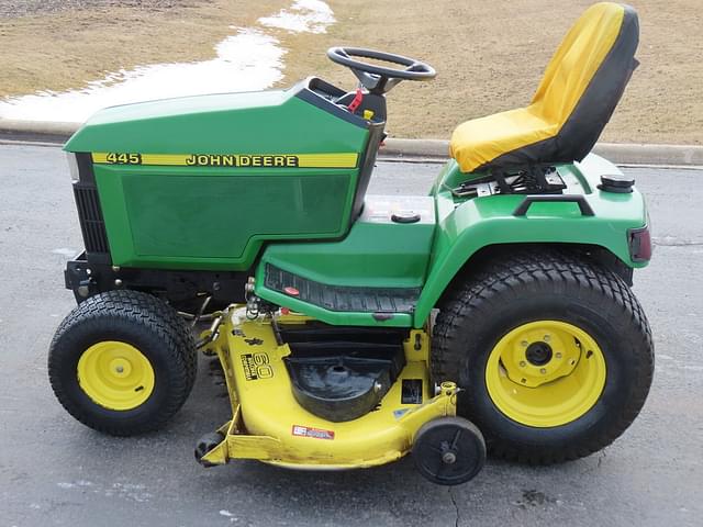 Image of John Deere 445 equipment image 1