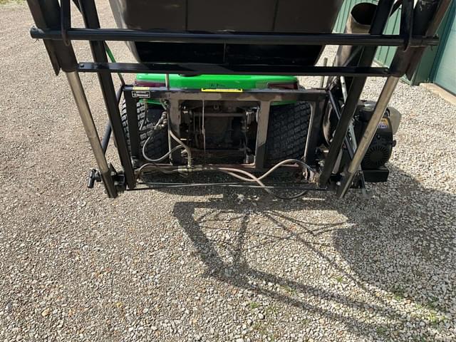 Image of John Deere 445 equipment image 4