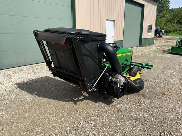 Image of John Deere 445 equipment image 3